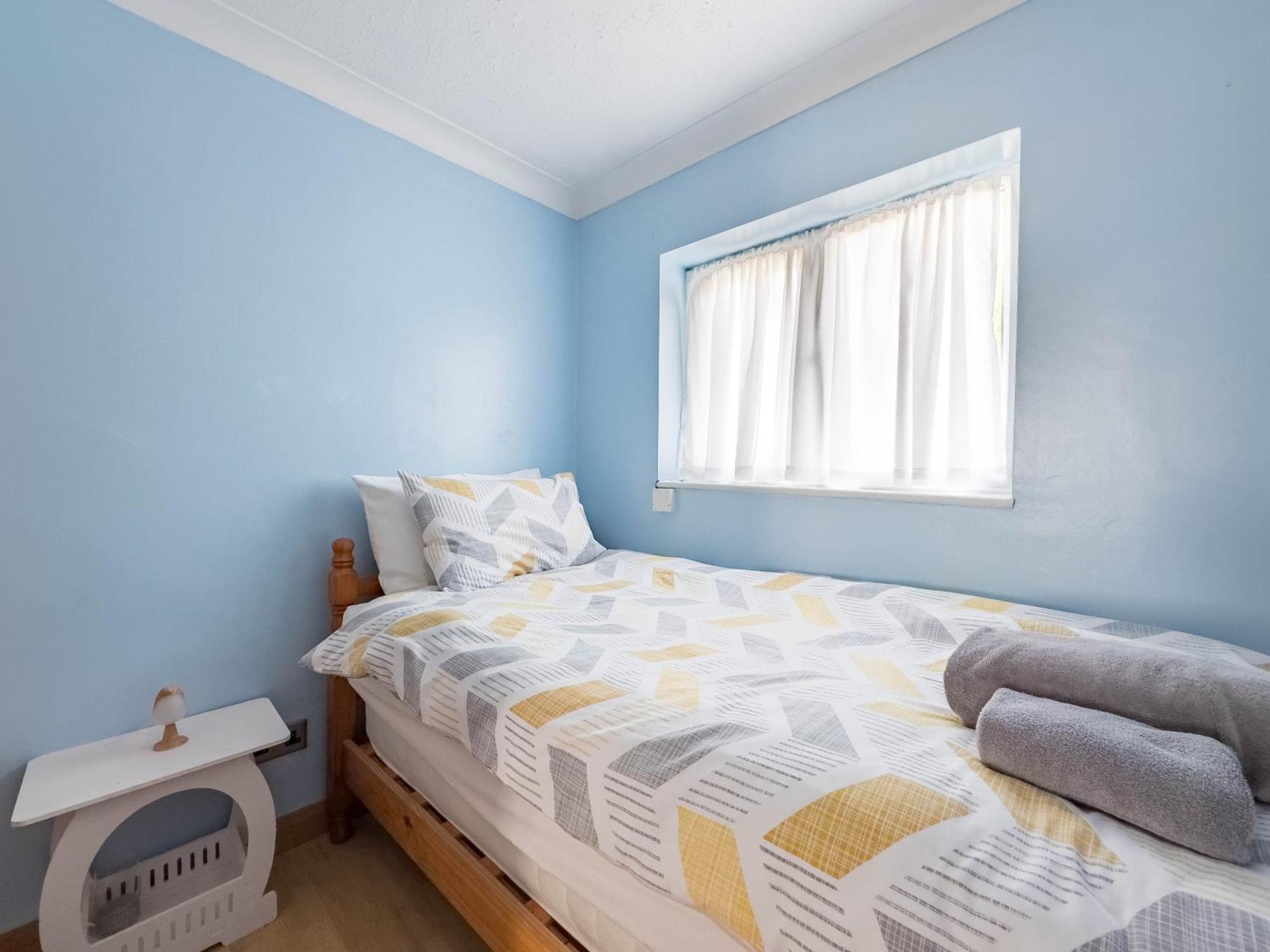 Morden Holiday Basildon  Bagian luar foto